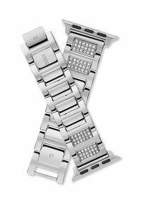 Hõbedane metallist kellarihm ristkülikukujuliste linkidega, millel on kaks osa, mis on kaunistatud läbipaistvate kristallidega, lisades detaili.