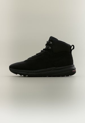 Tommy Hilfiger, WARM HYBRID CHUKKA - Snørestøvler - black