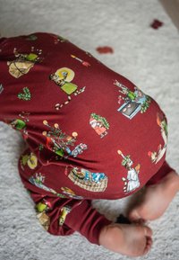Geggamoja PETTSON AND FINDUS TWO-WAY ZIP - Natdragt - dark red