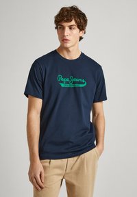 Pepe Jeans CLAUDE - Apdrukāts T-krekls - dulwich blue