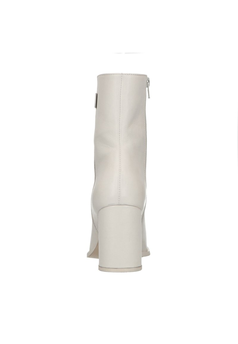 Damen Klassische Stiefel | Manfield MIT CARRÉ-KAPPE High Heel Stiefelette offwhite - PM60894 Damen Klassische Stiefel | Manfield MIT CARRÉ-KAPPE High Heel Stiefelette offwhite - PM60894