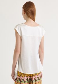 Maliparmi Camicetta - white