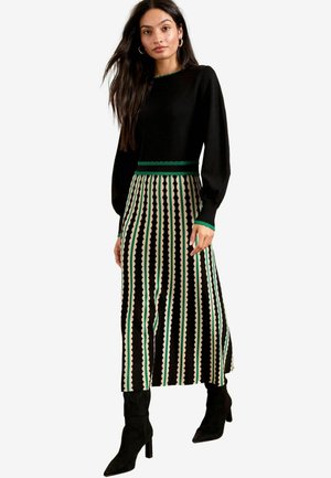 REGULAR FIT CHEVRON LONG SLEEVE - Vestido de punto - black scallop