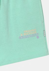 Vingino Calções - electric mint