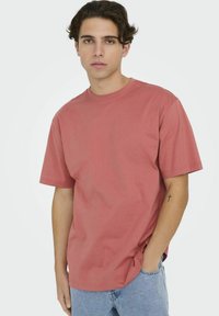 Only & Sons ONSFRED TEE - T-shirt basic - dusty cedar