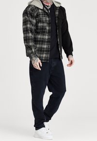 SIKSILK Tunn jacka - black