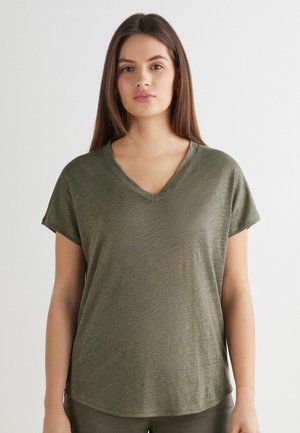 - T-shirt basic