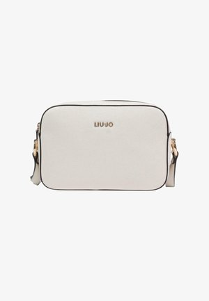 Bolso bandolera rectangular blanco con ribete negro y logo dorado "LIU·JO". Material de textura suave y correa ajustable para el hombro.