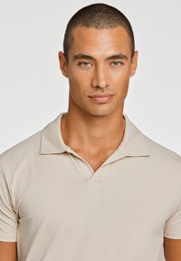 Lindbergh Polo - stone