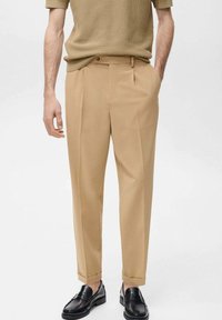 Mango - BOSTON REGULAR-FIT SUIT TROUSERS - Pantaloni - beige Immagine in miniatura 1