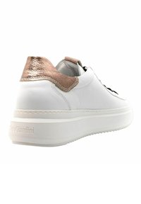 NeroGiardini Sneakers laag - bianco