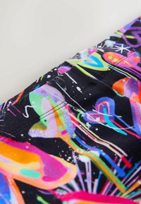 Unausgewählt, black graffiti heart