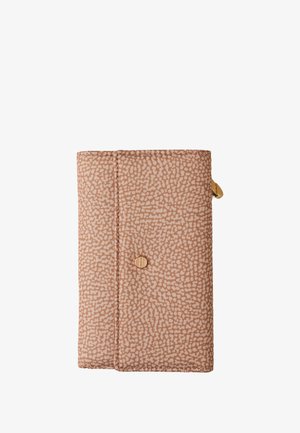 Portafoglio beige textured con un discreto motivo a macchie, dotato di chiusura a scatto dorata e linguetta laterale. Il materiale sembra essere sintetico.