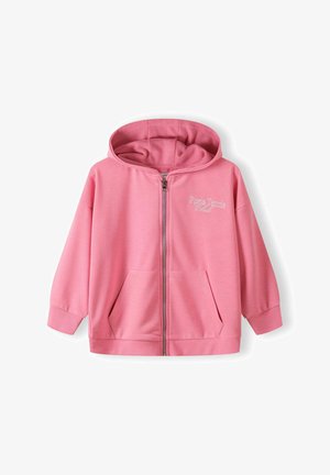 Ružičasta zip-up dukserica s kapuljačom, prednjim džepovima i rebrastim manžetama. Na grudima se nalazi izvezeni natpis "Paris Tennis Club" u bijeloj boji.