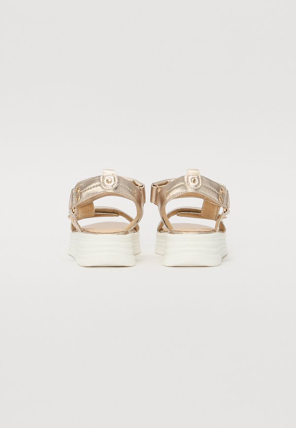 Platform sandals - platinum3