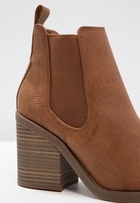 New Look Wide Fit Botines bajos - brown