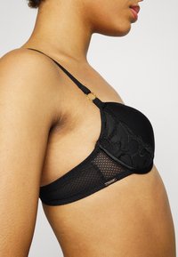 Chantelle HALF CUP MEMORY BRA - Beugel BH - schwarz