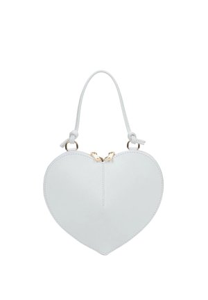 Biała skórzana torebka w kształcie serca z krótkim uchwytem i złotym zamkiem błyskawicznym u góry na środku.
