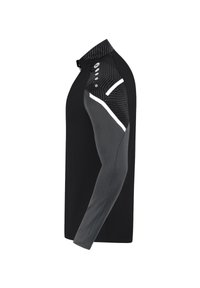 Zwarte langemouwen shirt met een gestructureerde bovenste schouder, grijze ondermouw, witte accenten en een ritskraag met drie knopen.