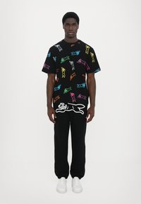 Icecream RUNNING DOG - Print T-shirt - black