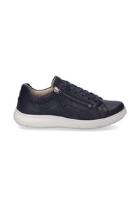 Sneaker en cuir bleu marine avec un bout rond, un laçage à l'avant, un détail de fermeture éclair sur le côté et une semelle en caoutchouc blanche. Texture lisse et design minimaliste.