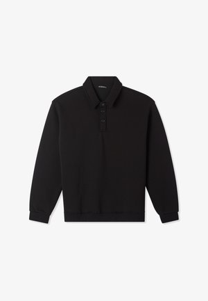 Polo shirt nero a maniche lunghe realizzato in tessuto liscio, con colletto classico, patta con quattro bottoni e polsini a coste con un design uniforme.