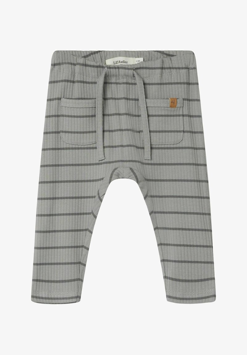 Graue Rippencargo mit dunkelgrauen Streifen, ausgestattet mit elastischem Bund, Kordelzug und zwei Vordertaschen. Kleines Logo-Detail an der Tasche.