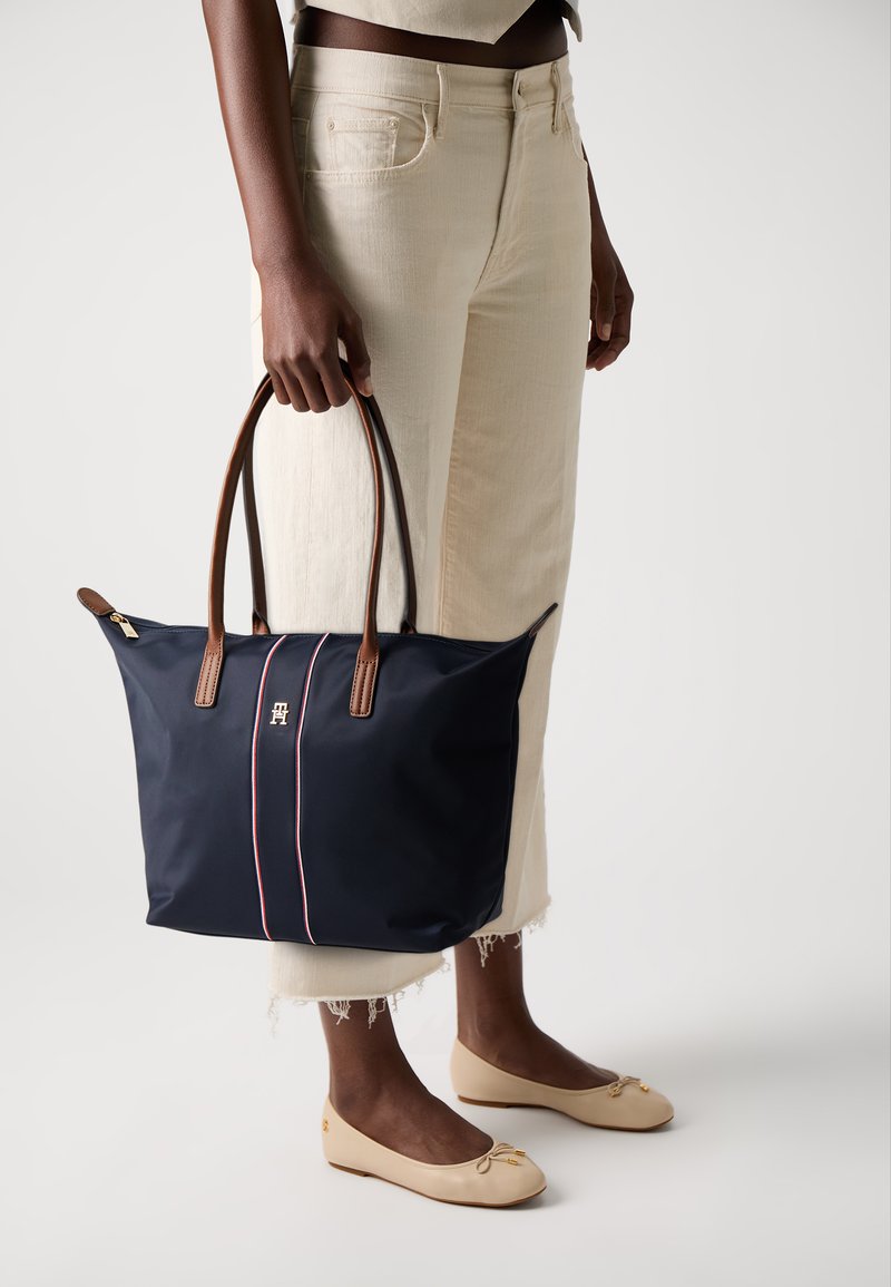 Tommy Hilfiger POPETTE TOTE  - Cabas - space blue corp