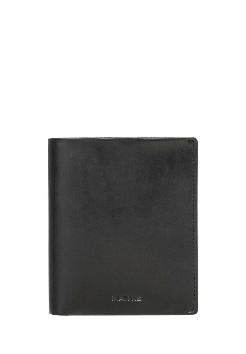 Portafoglio nero in pelle con una texture liscia, design bifold, forma quadrata e logo del marchio in rilievo nell'angolo in basso a destra.