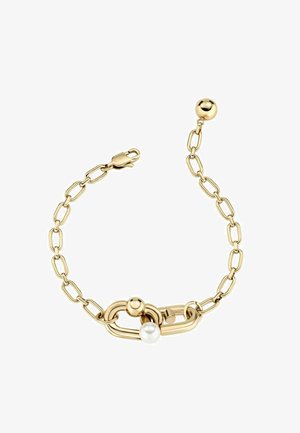 Złota bransoletka łańcuszkowa o różnych kształtach ogniw, z centralnym zapięciem ozdobionym małą perłą. Gładka faktura i polerowane wykończenie.
