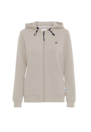 Bežová mikina na zips vyrobená z mäkkej látky, s kapucňou so sťahovacími šnúrkami, prednými vreckami a malým logom na hrudi.