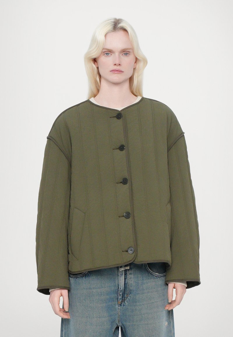 CLOSED QUILTED JACKET - Välikausitakki - forest green