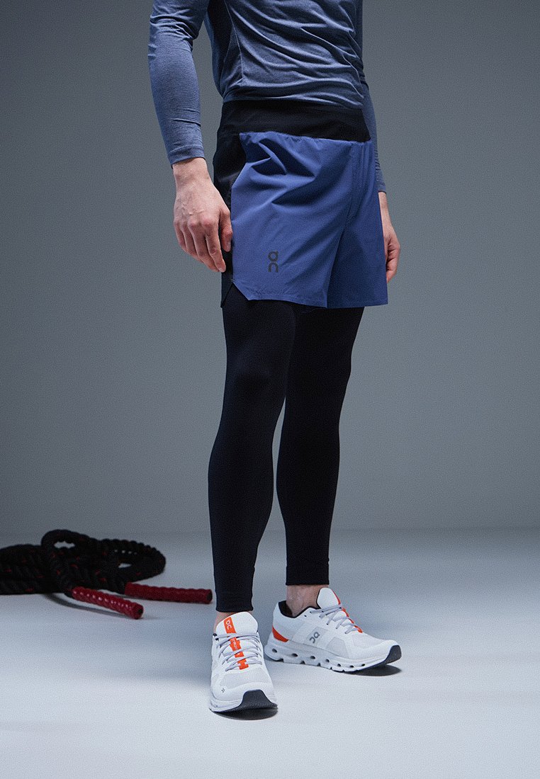 On Korte broeken blauw denim/bluedenim On Korte broeken blauw denim/bluedenim