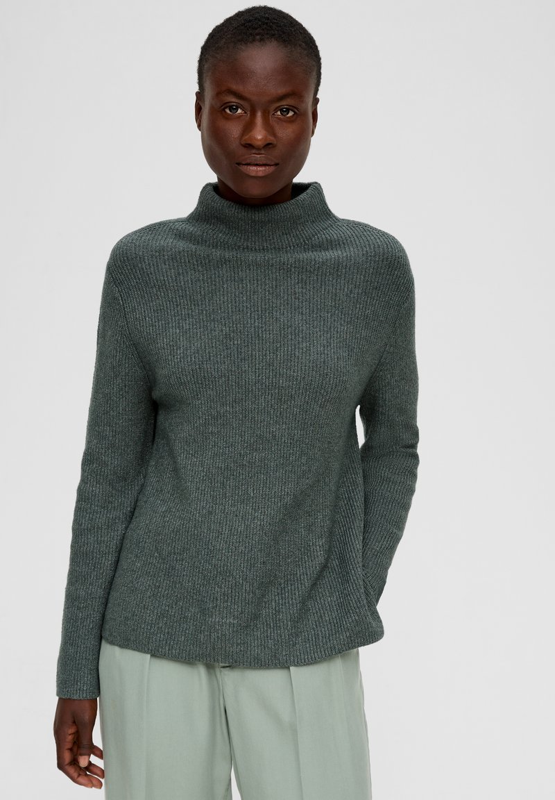 s.Oliver MIT STEHKRAGEN - Strickpullover - dunkles salbeigrün