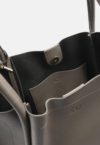L37 BIG WORLD NEW - Sac à main - grey