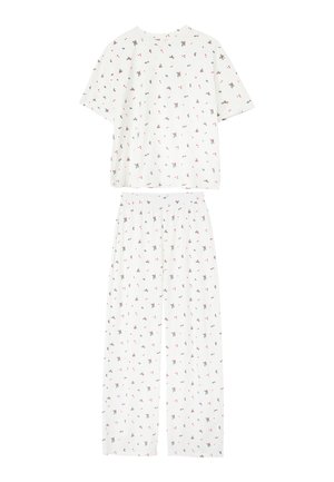 Conjunto de pijama de algodón blanco que incluye una camiseta de manga corta y pantalones largos, ambos decorados con un pequeño estampado floral en rojo y verde por toda la tela.