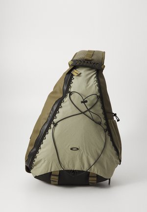LATITUDE SLING PACK UNISEX - Rucksack - boulder green