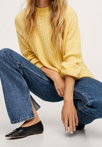 Mango Strickpullover - light yellow
