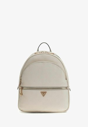 Sac à dos Guess couleur crème avec motif de logo embossé, poche avant zippée, fermetures éclair dorées et poignée supérieure.