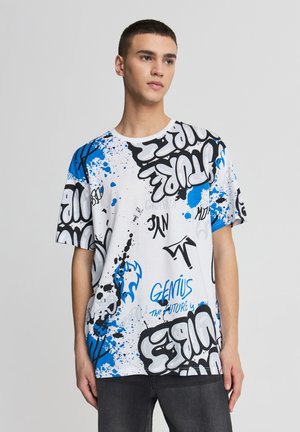 - T-shirt z nadrukiem