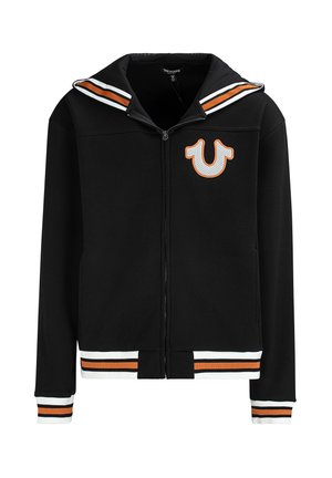 Zwarte hoodie met ritssluiting, witte en oranje gestreepte manchetten en zoom, een gestreepte kraag en een wit-oranje hoefijzerlogo op de borst.