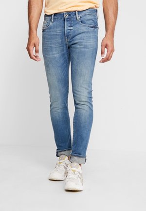 Jeansy Slim Fit