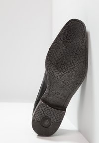 bugatti MORINO - Pensko med snøring - black