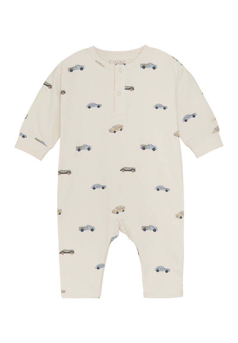 Combinaison pour bébé de couleur crème avec manches longues, dotée d'une patte de boutonnage et d'un motif répété de petites voitures illustrées de différentes couleurs.