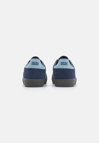 Jack & Jones JFWMAMBO SPECIAL - Sneaker low - medieval blue