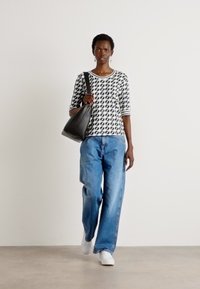 Marc Cain T-shirt print - offwhite