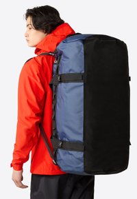 The North Face BASE CAMP DUFFEL - L - Bolsa de viaje - summit navy tnf black