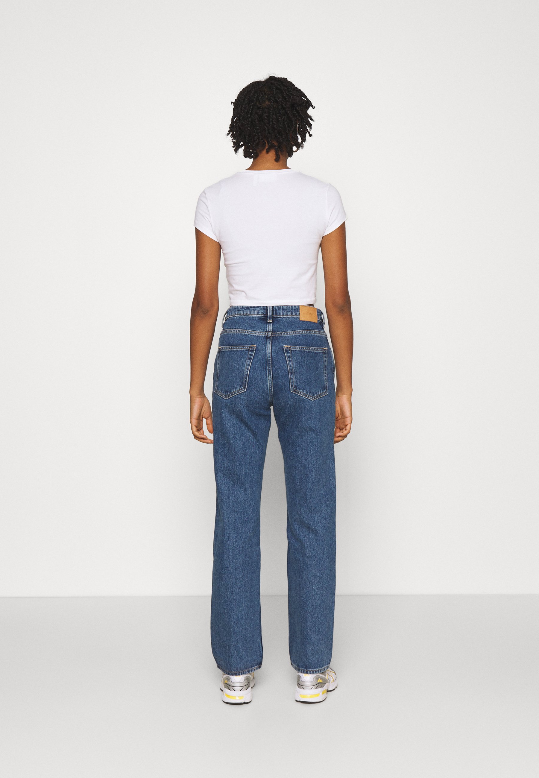 Weekday VOYAGE HIGH - Straight leg 