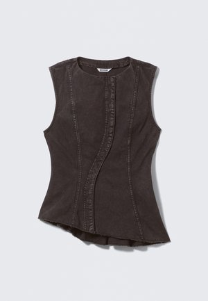 Schwarzes Denim-Ärmelloses Oberteil mit geschwungenen Nahtdetails, einem runden Ausschnitt und einem asymmetrischen Saum. Weiche Textur mit einem leicht verwaschenen Finish.