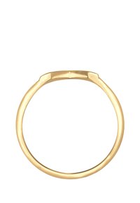 Gouden ring met een gladde, ronde band. Bevat een subtiele geometrische uitsnijding bovenaan. Gepolijst afwerking voor een strakke uitstraling.
